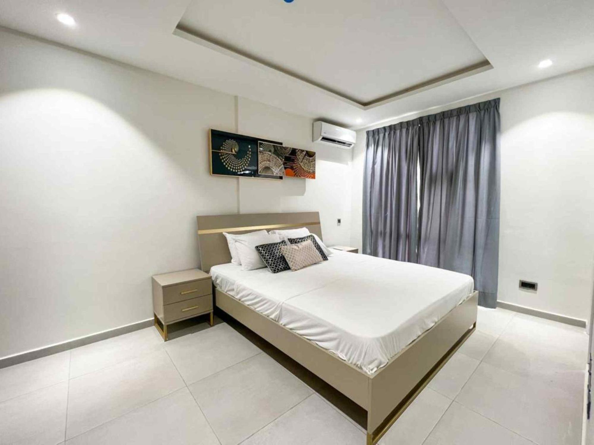Park Apartments Accra Bagian luar foto
