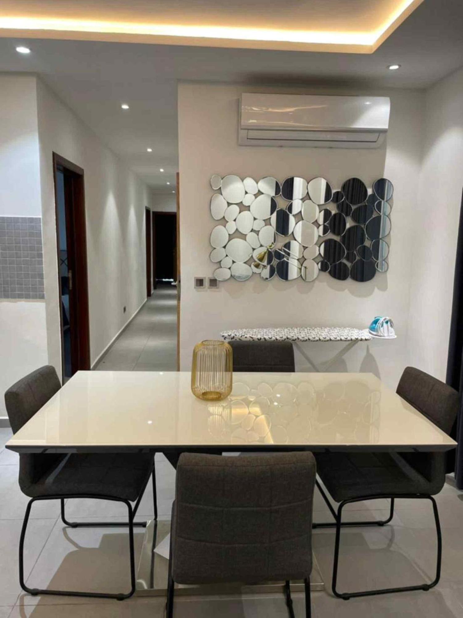 Park Apartments Accra Bagian luar foto